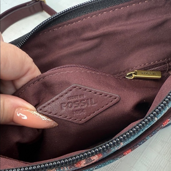 Fossil Women’s Kinley Small Crossbody Purse Handbag - Picture 11 of 12